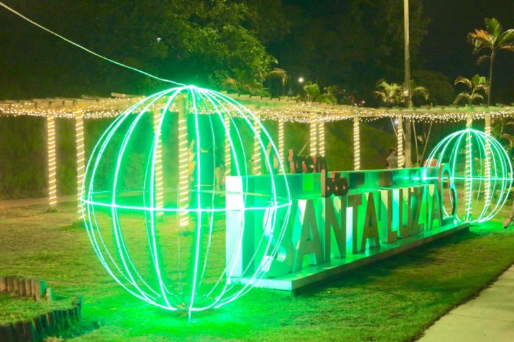 Iluminação e decoração do Natal Luz Santa Luzia enfeitará a cidade até dia 6 de janeiro | Prefeitura Municipal de Santa Luzia Iluminação e decoração do Natal Luz Santa Luzia enfeitará a cidade até dia 6 de janeiro | Prefeitura Municipal de Santa Luzia