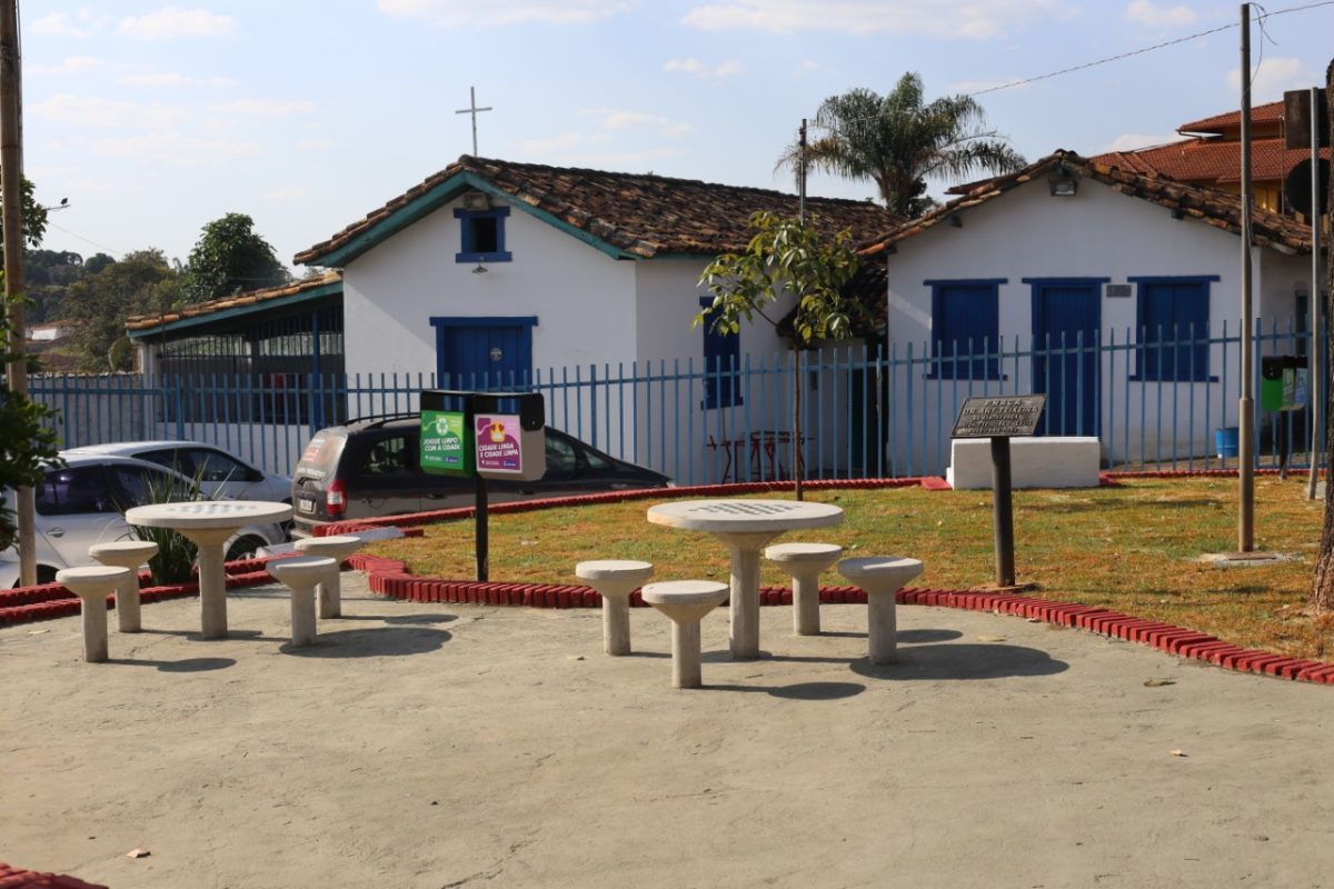 Projeto Revitaliza restaura mais uma praça em Santa Luzia Prefeitura Municipal de Santa Luzia Projeto Revitaliza restaura mais uma praça em Santa Luzia Prefeitura Municipal de Santa Luzia