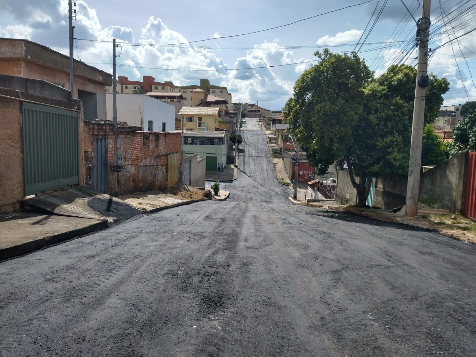 Iniciadas as obras de asfaltamento da Rua Manoel de Nóbrega no Londrina Prefeitura Municipal Iniciadas as obras de asfaltamento da Rua Manoel de Nóbrega no Londrina Prefeitura Municipal