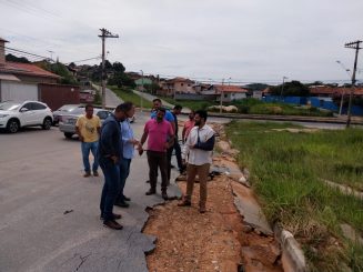 Prefeito visita pontos afetados pelas chuvas