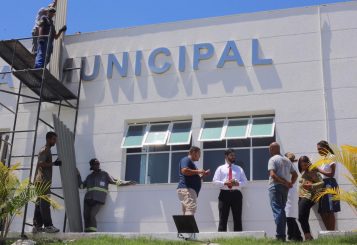 Prefeito visita obras no Hospital Municipal e UPA e Sede