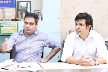 Prefeito reúne com representantes do consórcio Houer