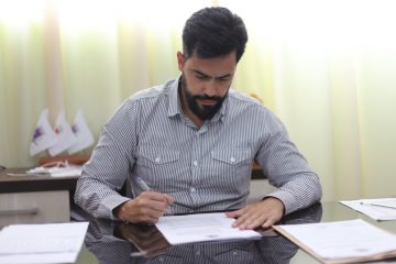 Prefeito sanciona leis importantes para o município