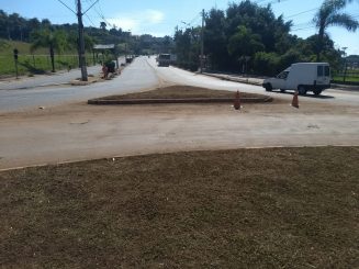 Limpeza urbana em diversos bairros do município nesta sexta-feira (24)