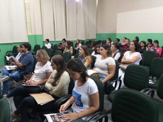 Prefeitura promove capacitação para médicos e enfermeiros  Profissionais tiveram informações sobre o diagnóstico precoce de doenças como Febre Maculosa, Síndrome Gripal e Esporotricose