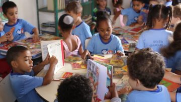 Exposição sobre irmãos Grimm na Biblioteca vai até do final do mês