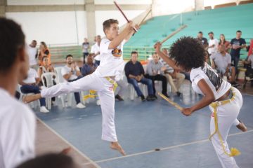 Em cerimônia no Poliesportivo, PELC é aberto oficialmente em Santa Luzia
