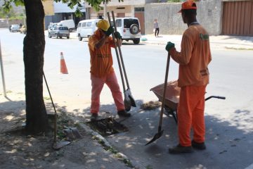 Prefeitura promove mutirão de limpeza em bueiros