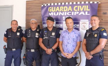 Guarda Municipal distribui folhetos com orientações na volta às aulas