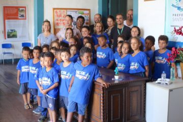 Alunos do Projeto Escola Integral fazem visita guiada no Centro Histórico da cidade