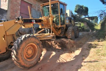 Iniciadas obras de calçamento de três ruas do bairro São Cosme