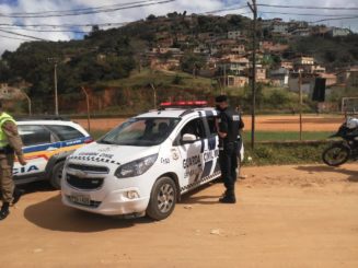 Quadras e campos esportivos são alvos de blitz da Prefeitura contra atividades irregulares