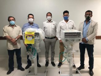 Hospital São João de Deus que recentemente abriu 10 leitos de UTI, recebeu hoje em doação mais dois respiradores, totalizando 13. Os outros 50 leitos clínicos todos possuem pontos de oxigênio