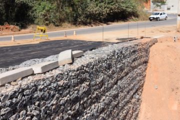 Avenida Adail Tófani é recuperada e ganha contenção em gabiões
