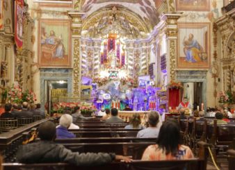 Missa à meia noite abre celebrações do Dia de Santa Luzia