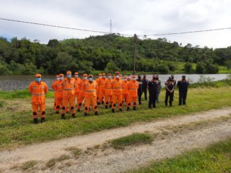 Defesa Civil Municipal e Secretaria de Obras passam por treinamento com o Corpo de Bombeiros