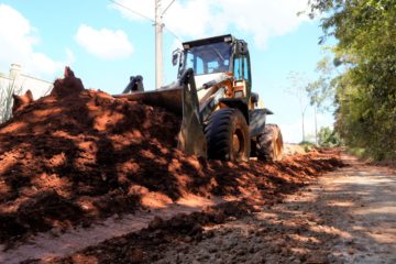 Ruas do bairro Chácaras Del Rey são pavimentadas
