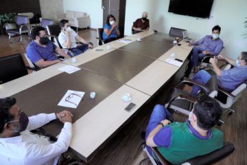 Prefeito Delegado Christiano Xavier se reúne com equipe da Secretaria Municipal de Saúde de Santa Luzia para avaliar uso do tratamento precoce para covid-19