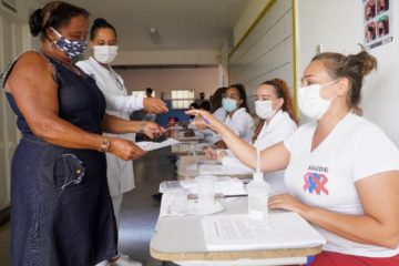 Prefeitura inicia vacinação em comunidade quilombola de Pinhões