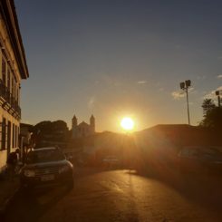 Prefeitura de Santa Luzia por meio da secretaria municipal de Cultura e Turismo encerrou na segunda (03/05) a primeira etapa do edital para o “Festival Viva Luzia”; Comissão Avaliadora divulgará em 30 dias as propostas dos artistas luzienses selecionados