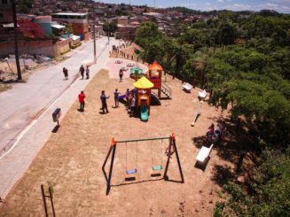 Prefeitura inaugura praça Vale do Sol, no bairro Luxemburgo