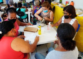 CRAS São Benedito promove oficina de geração de renda