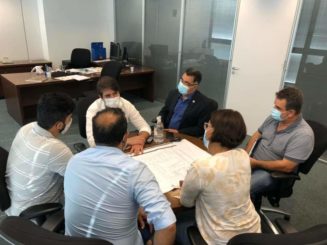 Comitiva da Prefeitura de Santa Luzia se reúne com Secretário de Estado da Saúde, Dr. Fábio Baccheretti, em busca de investimentos para a saúde