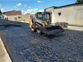 Iniciada última etapa de pavimentação da rua Virginópolis