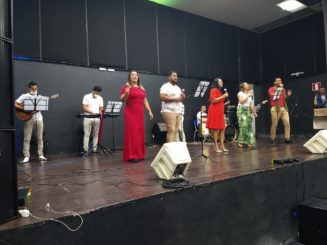 Grupo Louvor Alvorada encanta na terceira apresentação da Cantata de Natal 2021