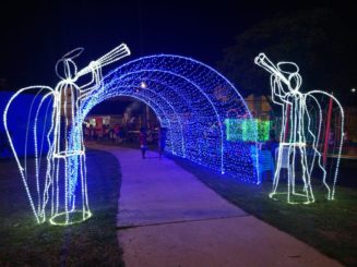 Prefeitura inaugura decoração de Natal 2021