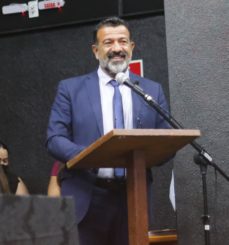 Pastor Sérgio é empossado prefeito de Santa Luzia