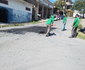Operação tapa-buracos segue por diversos pontos da cidade nesta segunda-feira