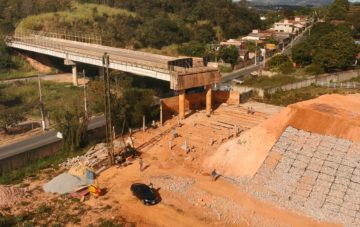 Obras do Viaduto Geraldo Magela Barbosa da Cunha avançam