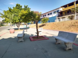 Praças do bairro Córrego das Calçadas são revitalizadas