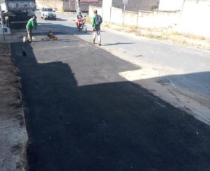 Prefeitura realiza manutenção da Rua José Tofani Júnior