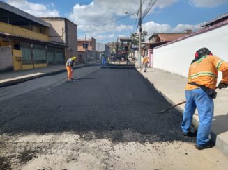 Rua Ari Barroso recebe pavimentação