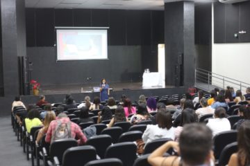 Prefeitura promove capacitação sobre alfabetização e letramento
