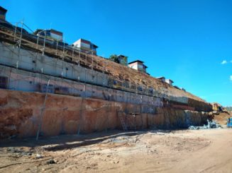 Obras da cortina atirantada na Avenida Brasília seguem adiantadas