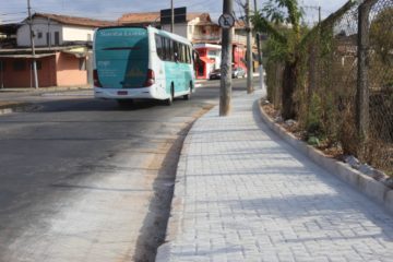 Finalizada a construção de passeio na Rua Alto do Tanque, no bairro Morada do Rio