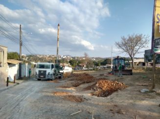 Prefeitura inicia construção de rotatória na entrada do bairro Frimisa