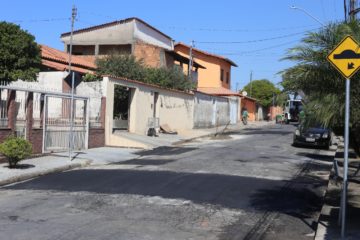 Instalado quebra-molas na Avenida Doutor Álvaro Teixeira Filho, no bairro Frimisa