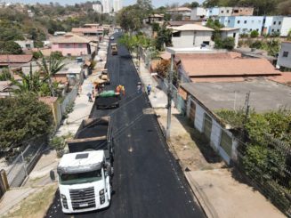 Rua D, no bairro Duquesa I, é asfaltada