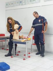 Projeto SAMU nas escolas ensina 1º socorros a profissionais da E. M. Dagmar Barbosa de Souza