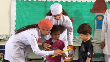 Programa Saúde na Escola beneficia mais 300 alunos com kits de saúde bucal