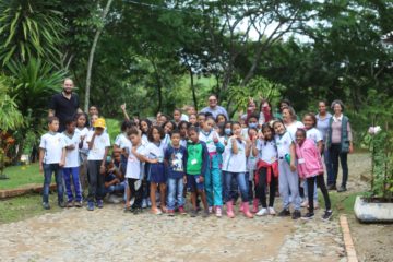 Projeto Escola Integral promove visita de alunos ao Horto Florestal