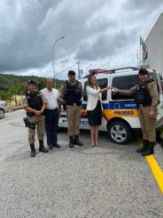 Proerd de Santa Luzia recebe viatura do Estado