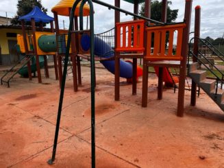Prefeitura segue com manutenção em parquinhos e equipamentos públicos devido ao vandalismo