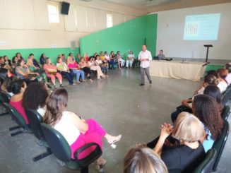 Prefeitura promove reunião com gestores escolares