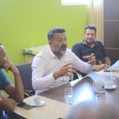 Reunião entre executivo e legislativo discute melhorias para o município