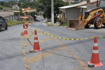 Obras da rotatória da Mangueira alteram o trânsito na Av. Frimisa
